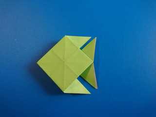 おり紙でかわいいエンゼルフィッシュをおろう 彡 魚がすきな子あつまれ の冒険 子供の学習サイト おやこやクエスト